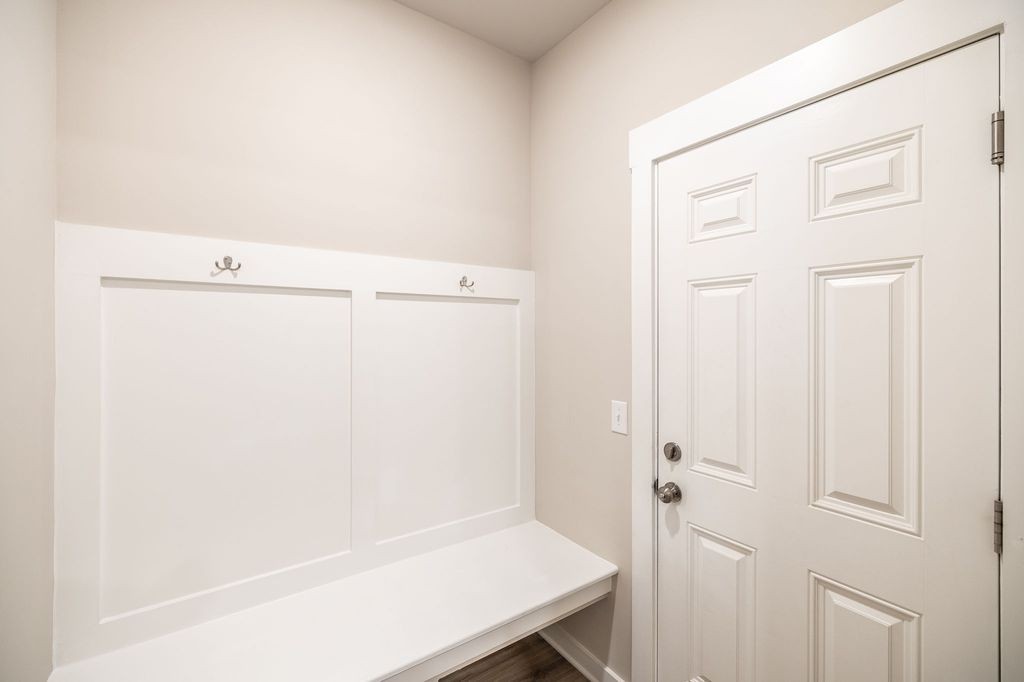 3107 Lamond Dr Property Photo 10
