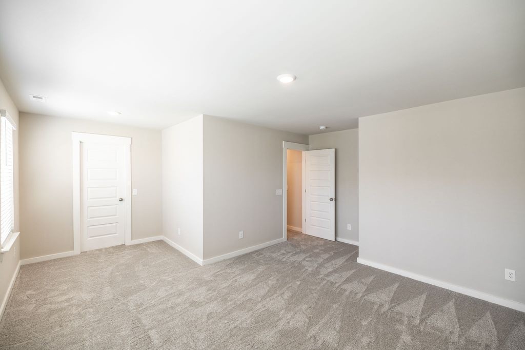 3107 Lamond Dr Property Photo 27