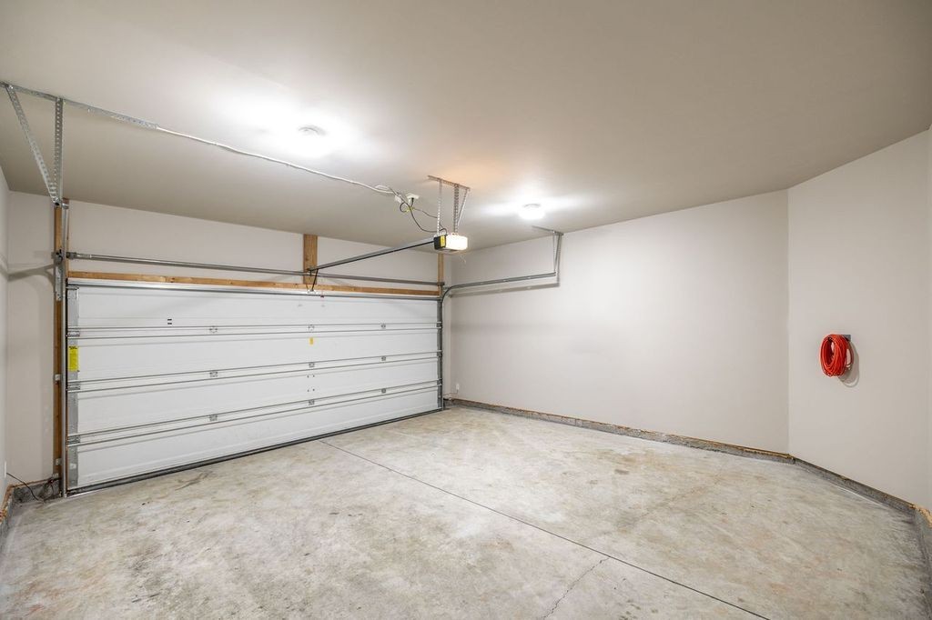 3107 Lamond Dr Property Photo 34