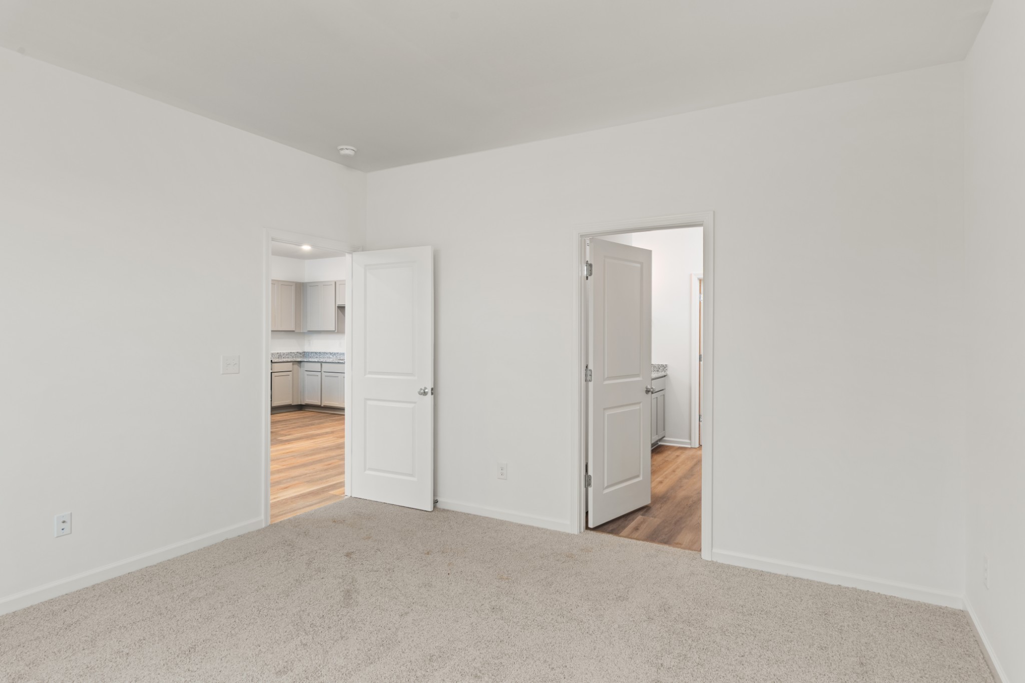 1638 Links Dr Property Photo 16