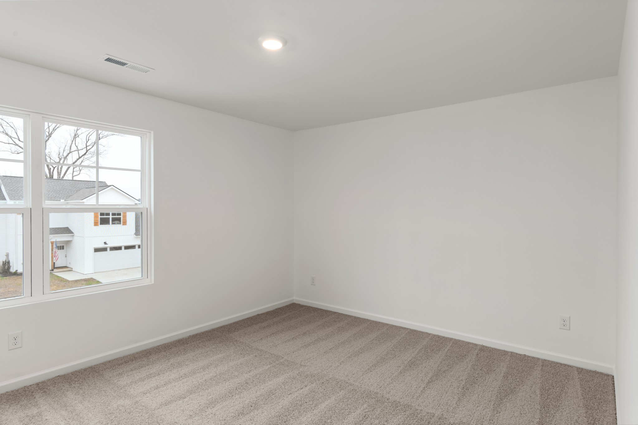 1638 Links Dr Property Photo 19