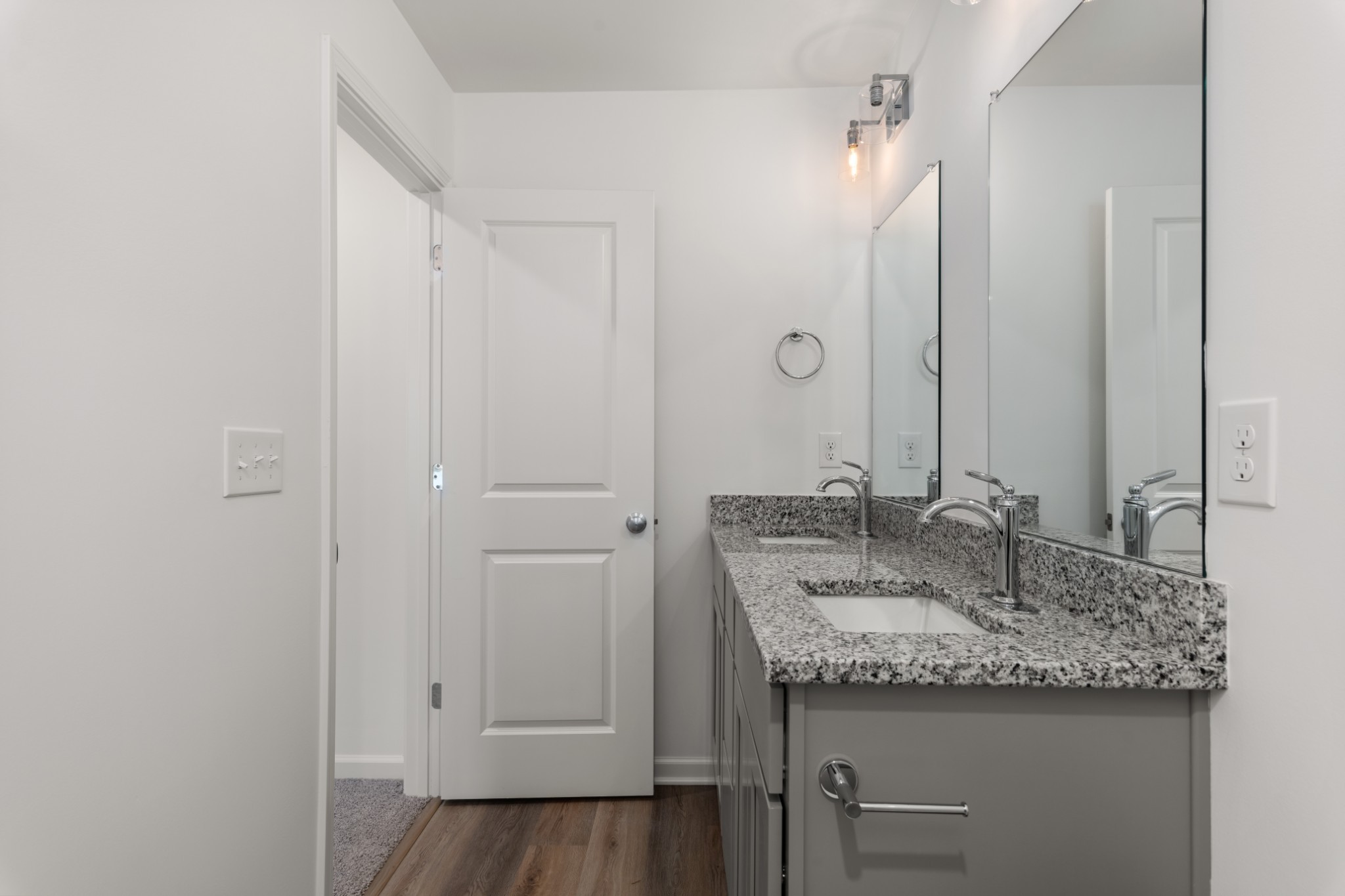 1638 Links Dr Property Photo 25
