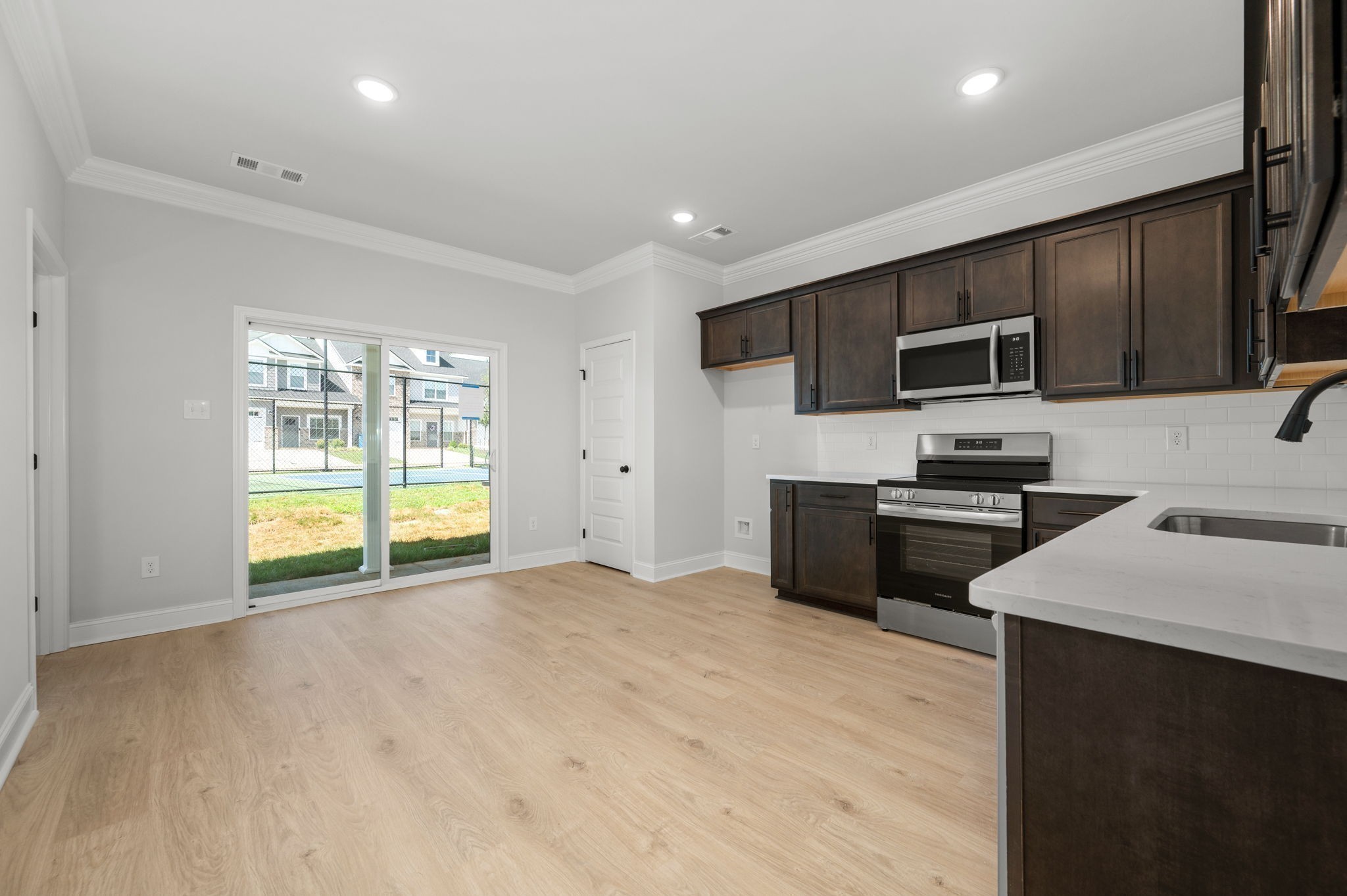 509 Rohan Drive Property Photo 6
