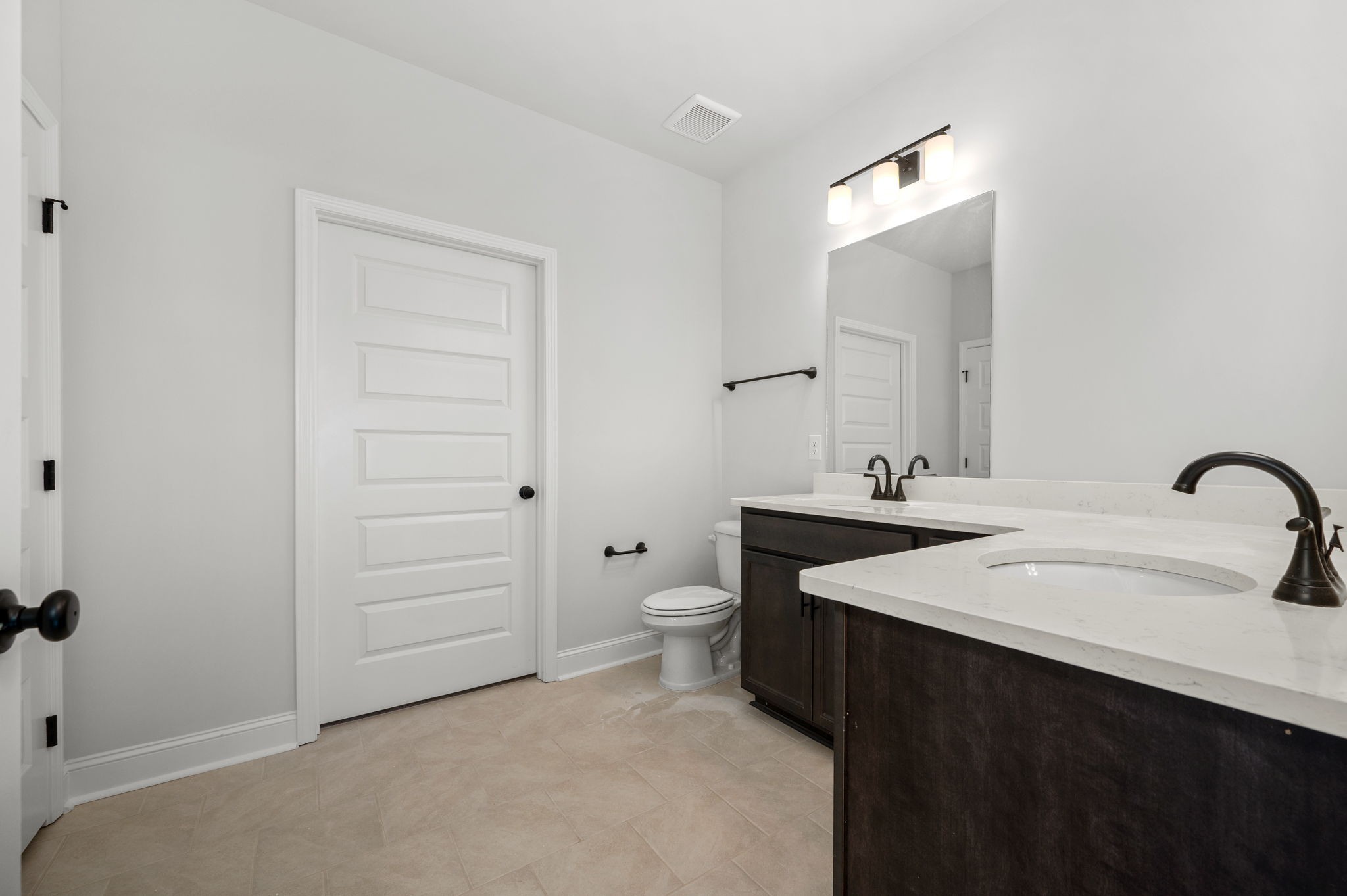 509 Rohan Drive Property Photo 12