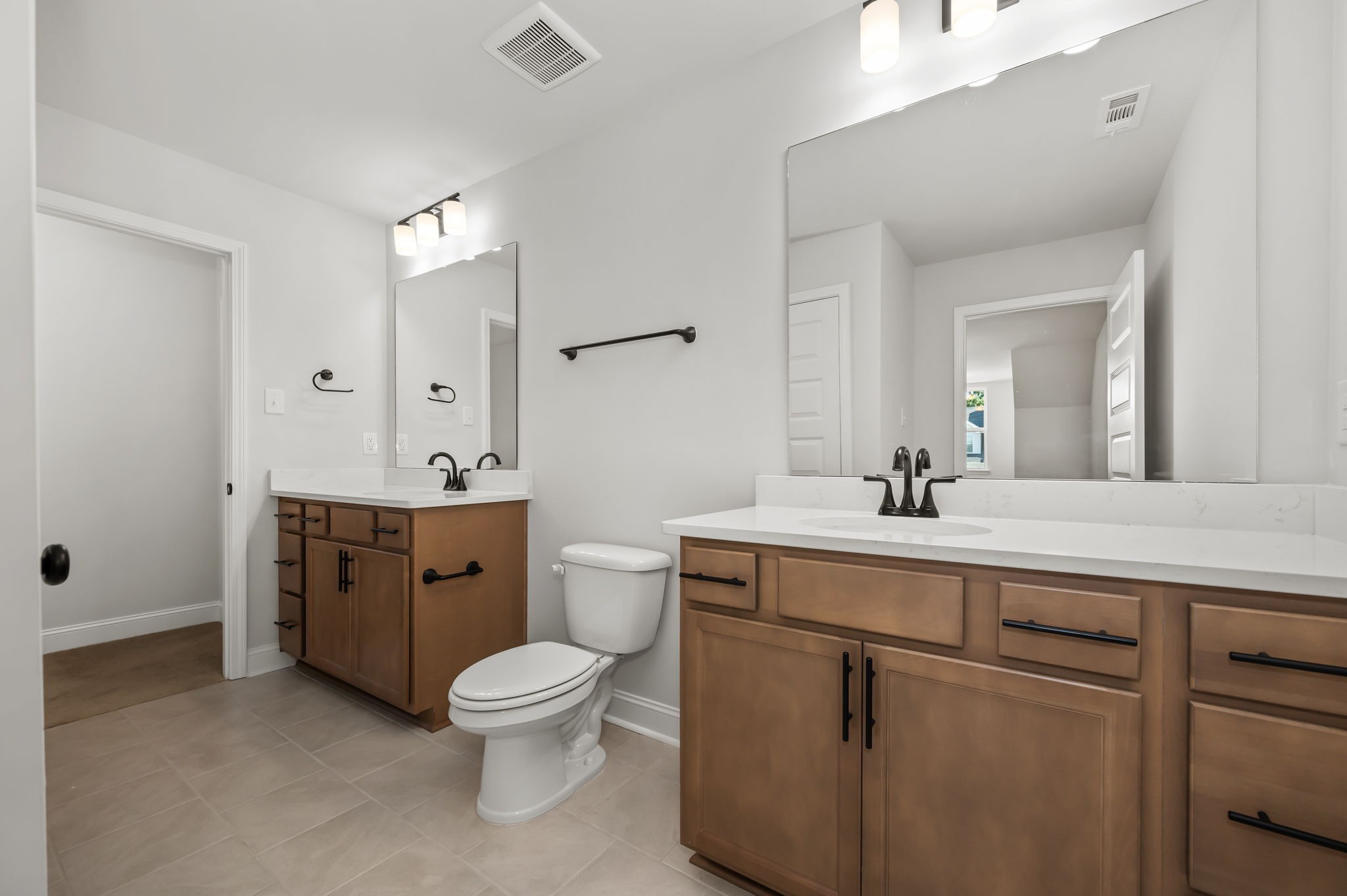 513 Rohan Dr Property Photo 18