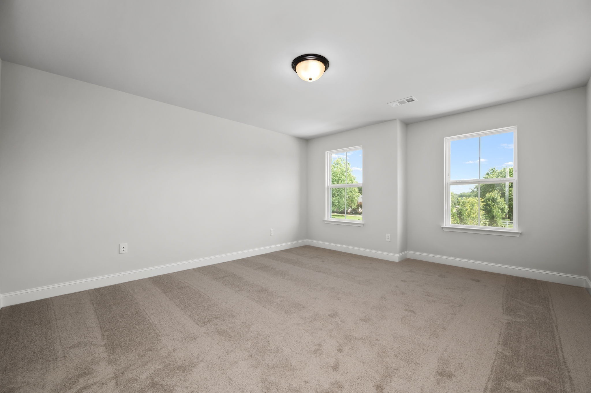 513 Rohan Dr Property Photo 20