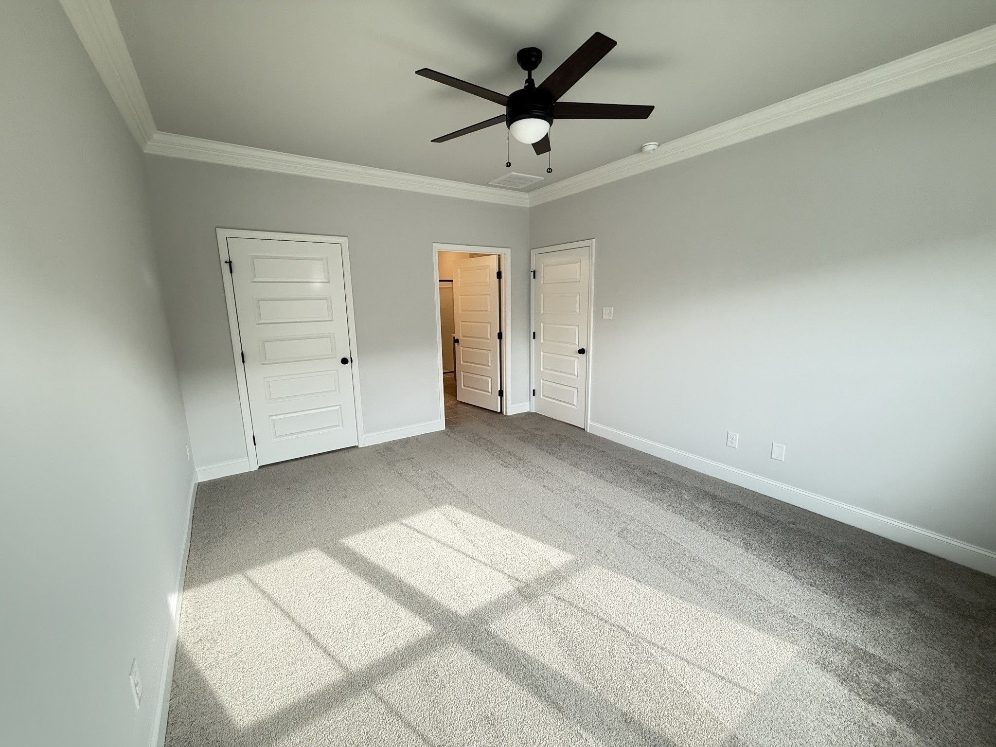 507 Rohan Drive Property Photo 6