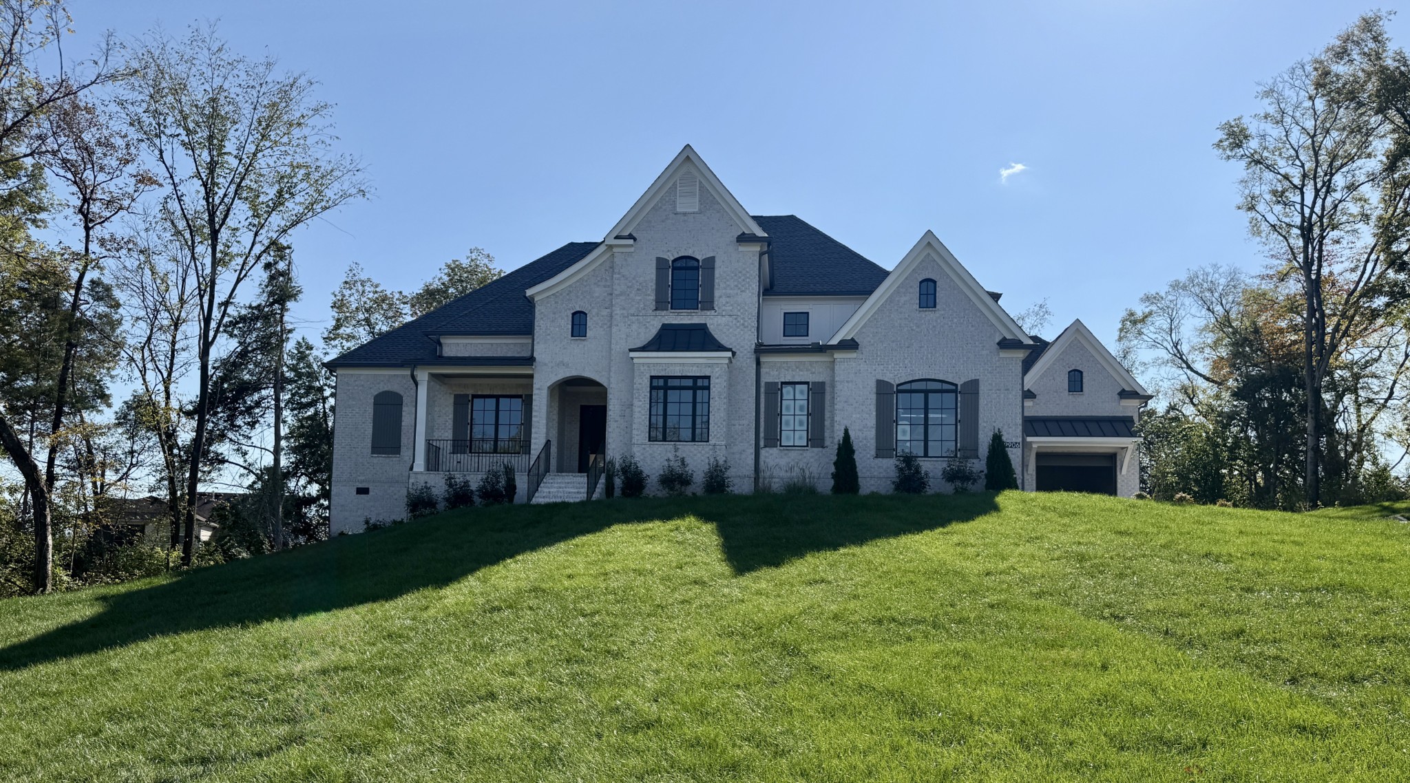 9906 Amarosa Court Property Photo 1