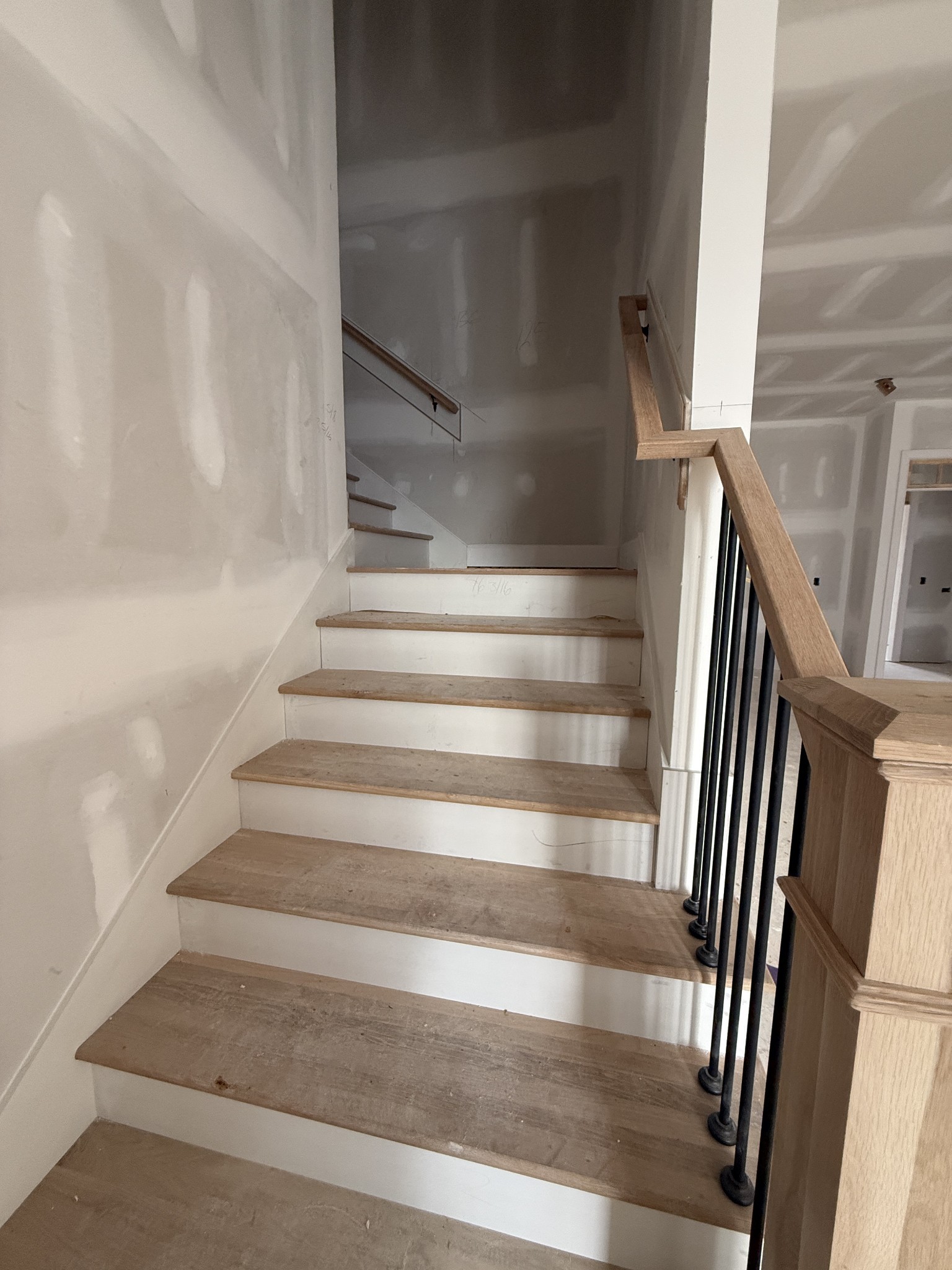 9906 Amarosa Court Property Photo 28