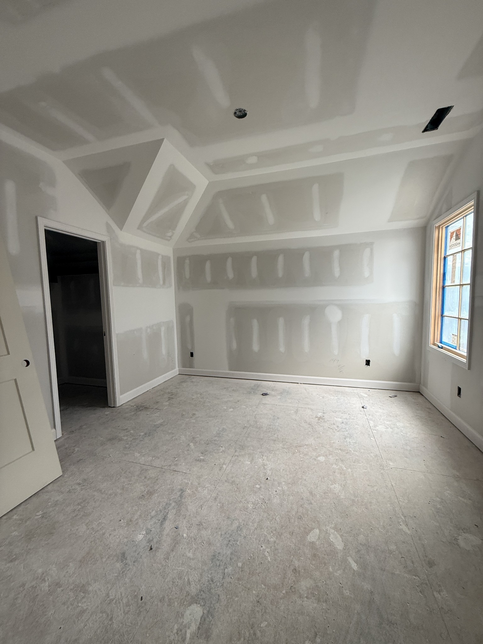 9906 Amarosa Court Property Photo 31
