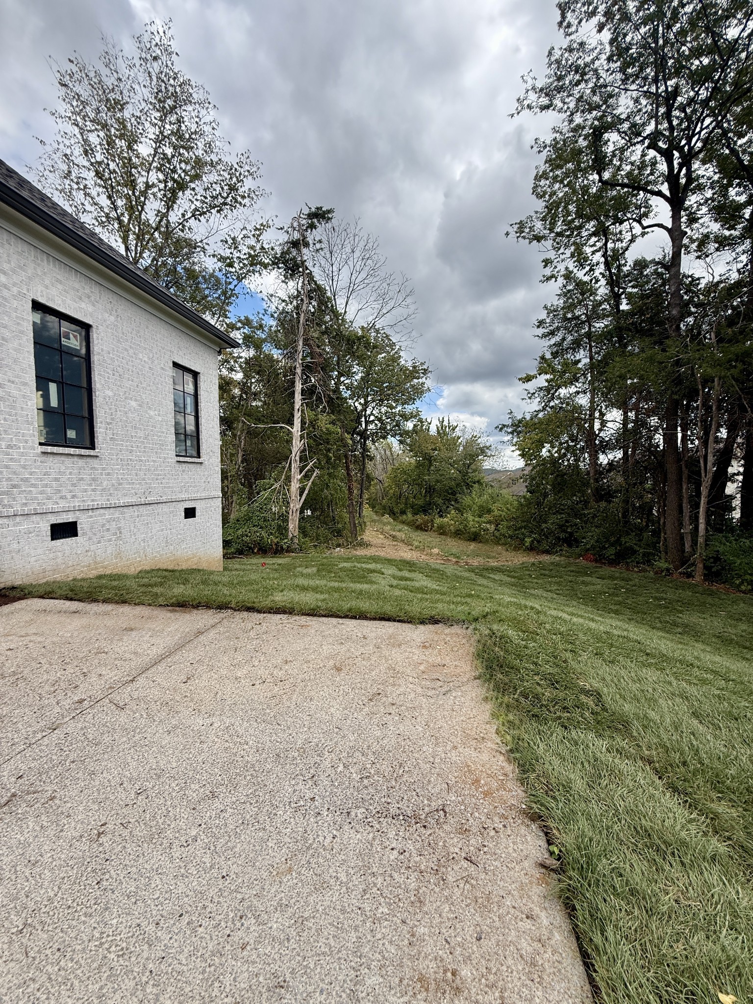 9906 Amarosa Court Property Photo 37