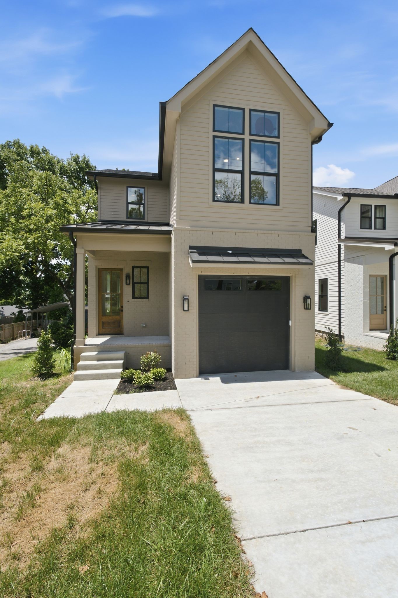 565a Croley Dr Property Photo 4