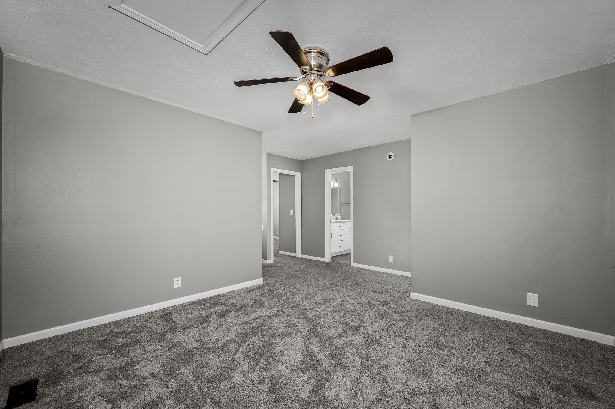 933 Wolves Den Pl Property Photo 28