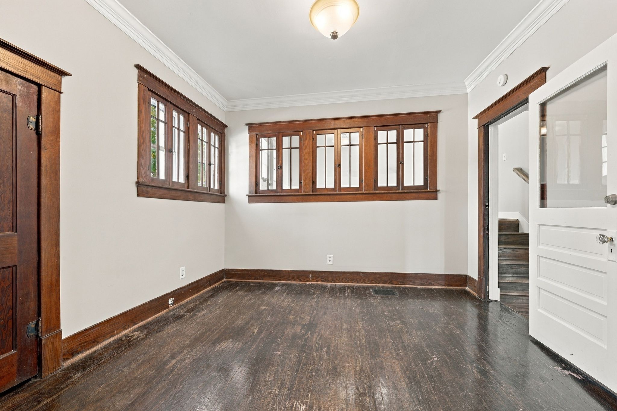 507 E College St Property Photo 18