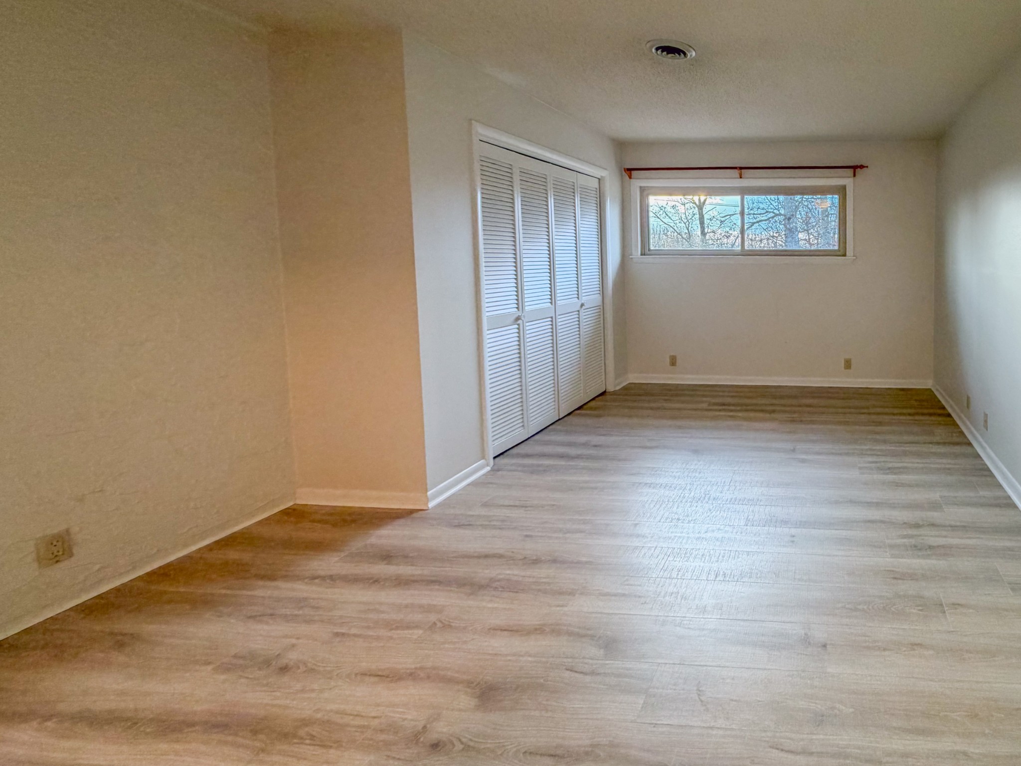 7000 Big Horn Drive Property Photo 12