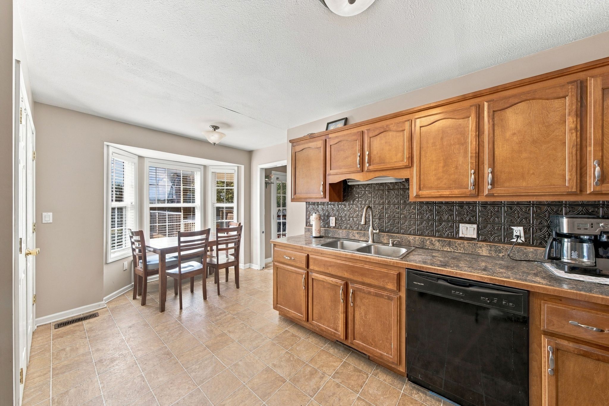 3738 Bret Dr Property Photo 13