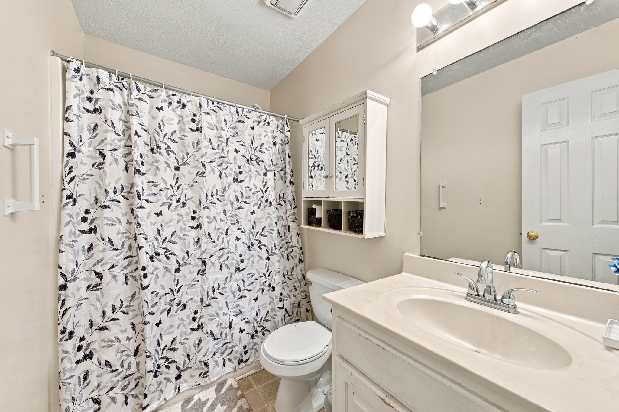 3738 Bret Dr Property Photo 17