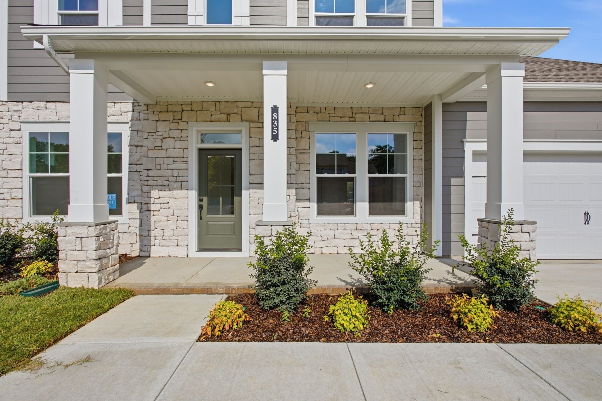 835 Drivers Cir Property Photo 3