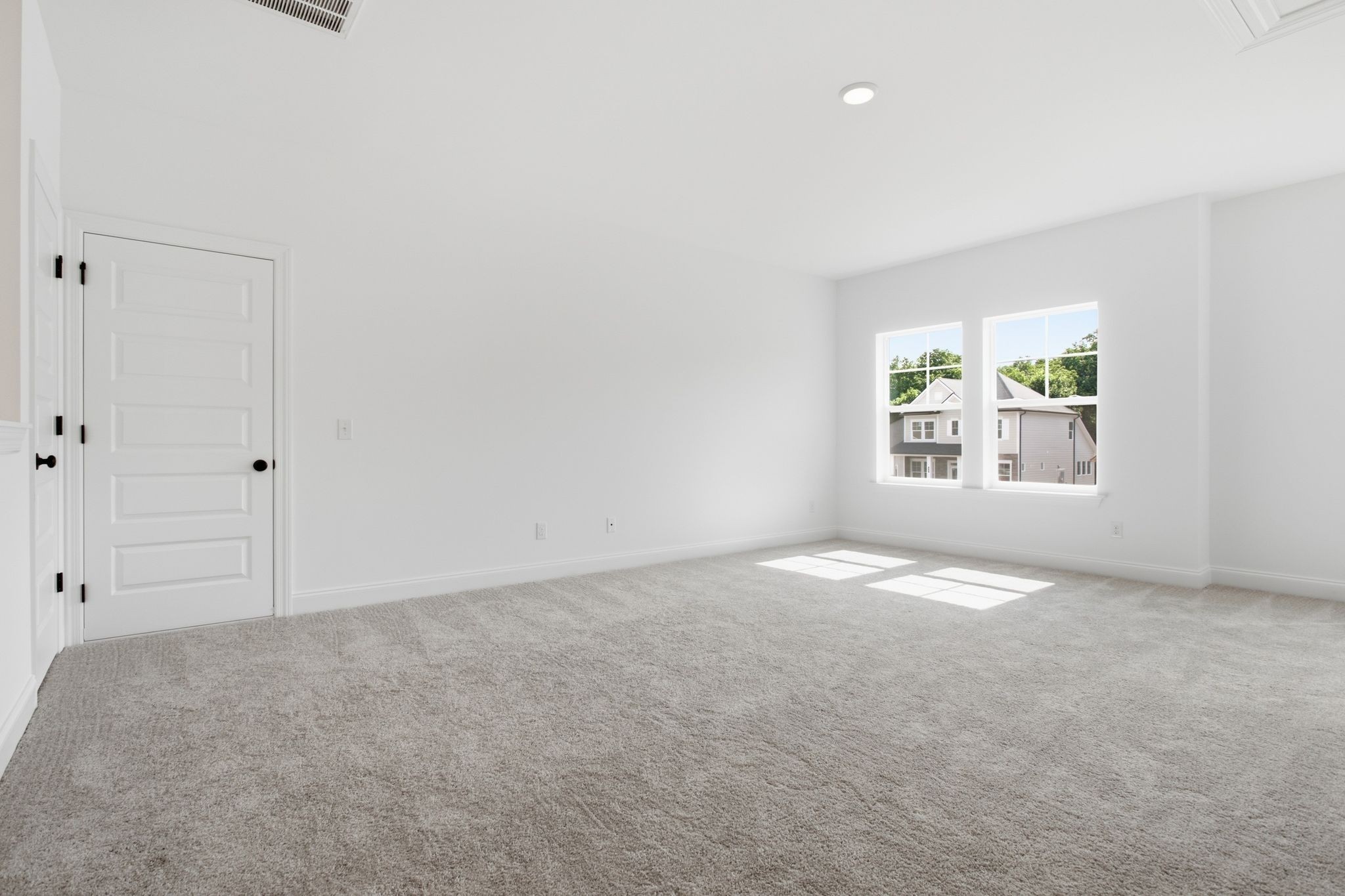 835 Drivers Cir Property Photo 27