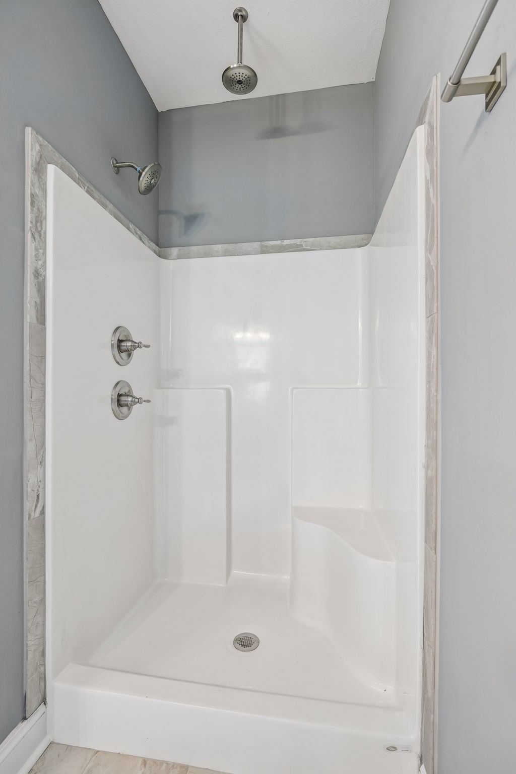 4005 Sweet Home Rd Property Photo 21