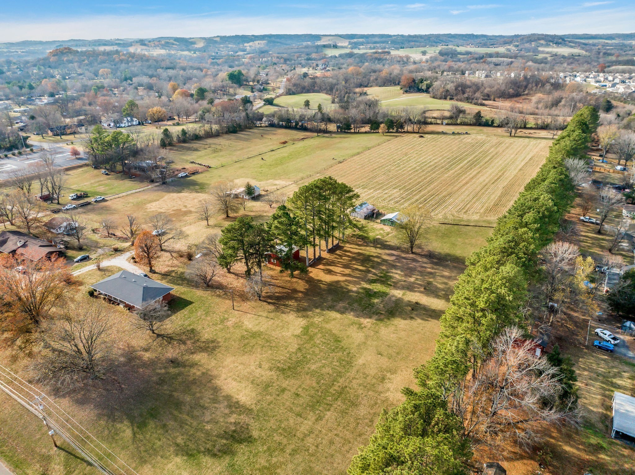 2345 Nashville Hwy Property Photo 8