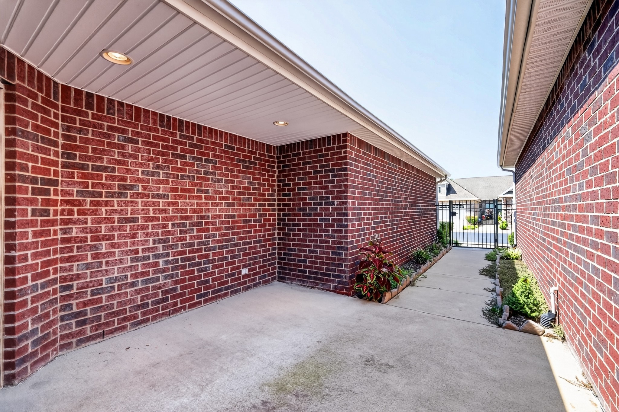 167 Speedwell Ln Property Photo 3