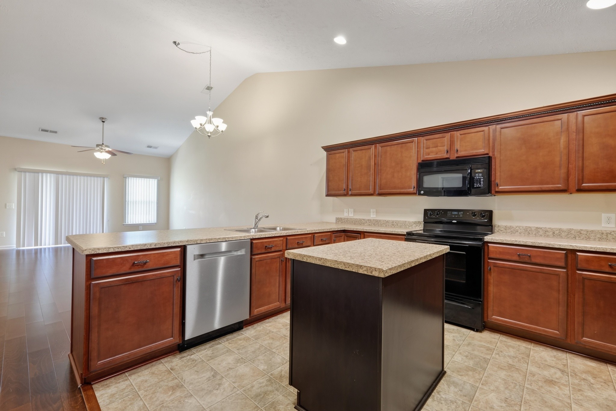 167 Speedwell Ln Property Photo 6