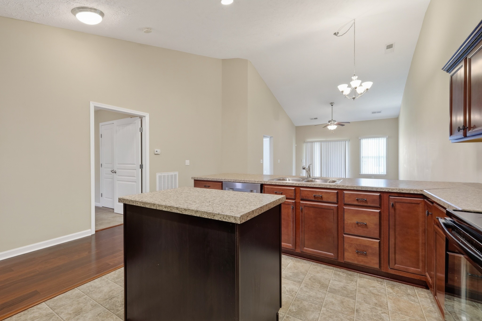 167 Speedwell Ln Property Photo 8