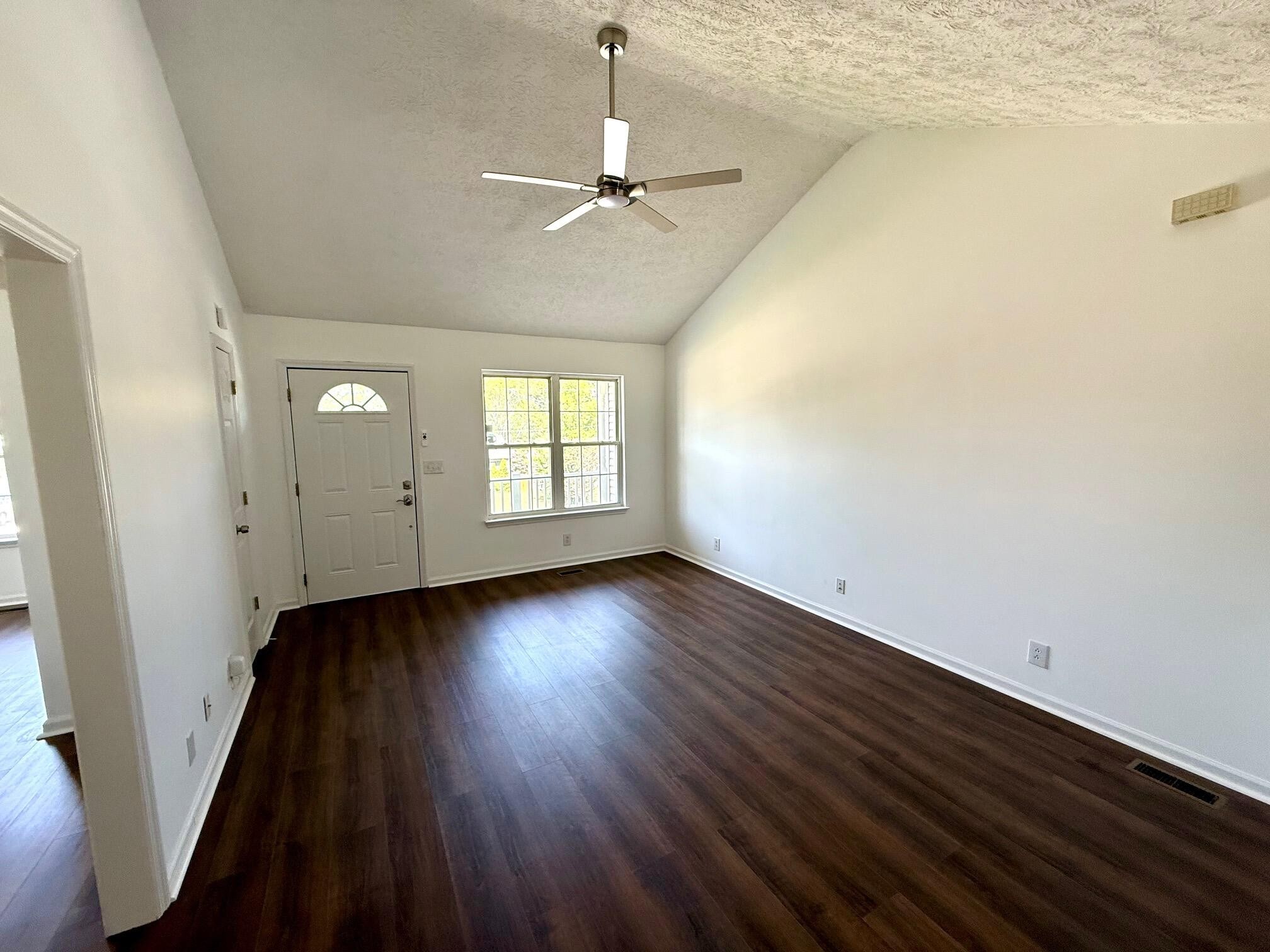 634a Freedom Pl Property Photo 3