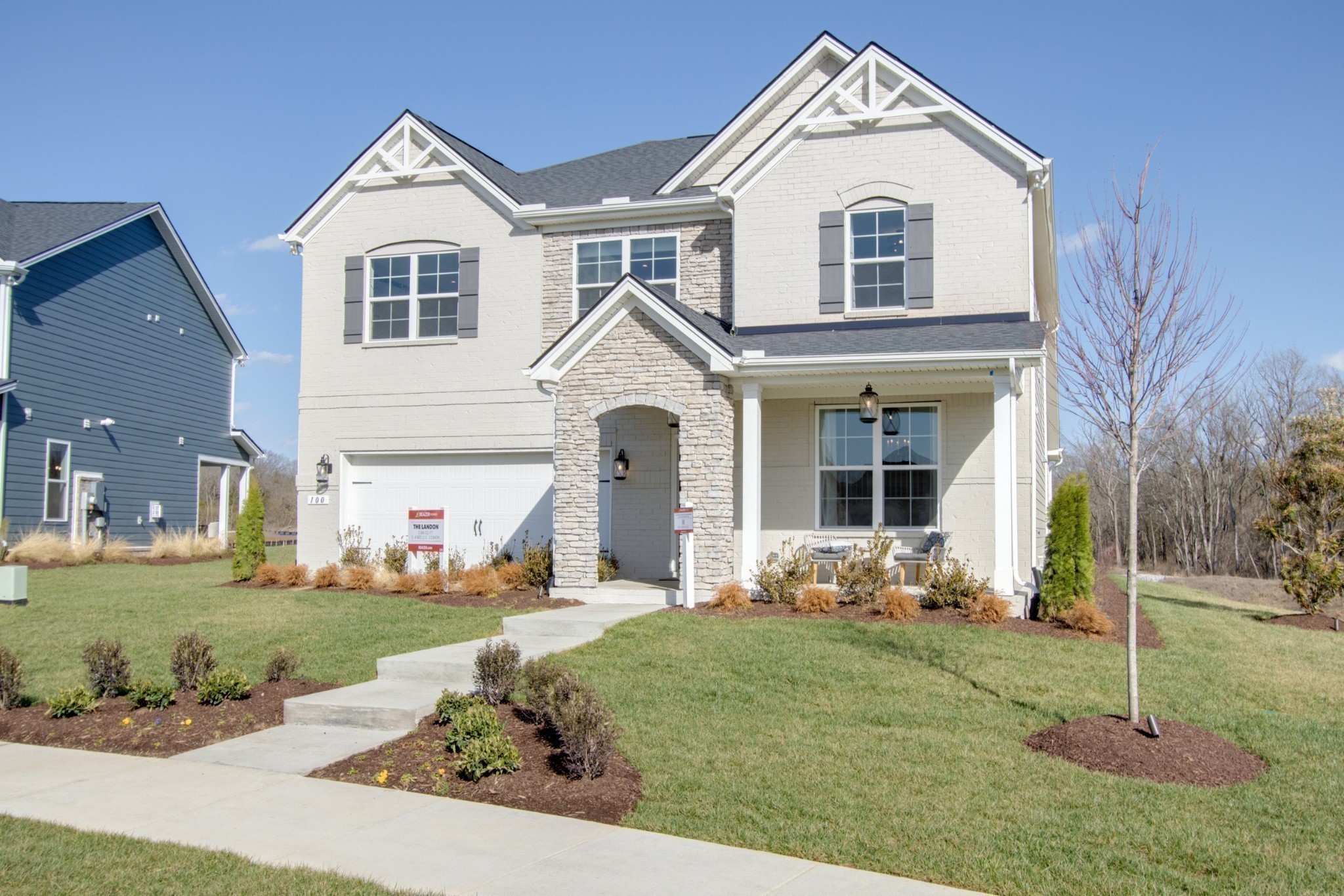 2884 Delta Circle Property Photo 1