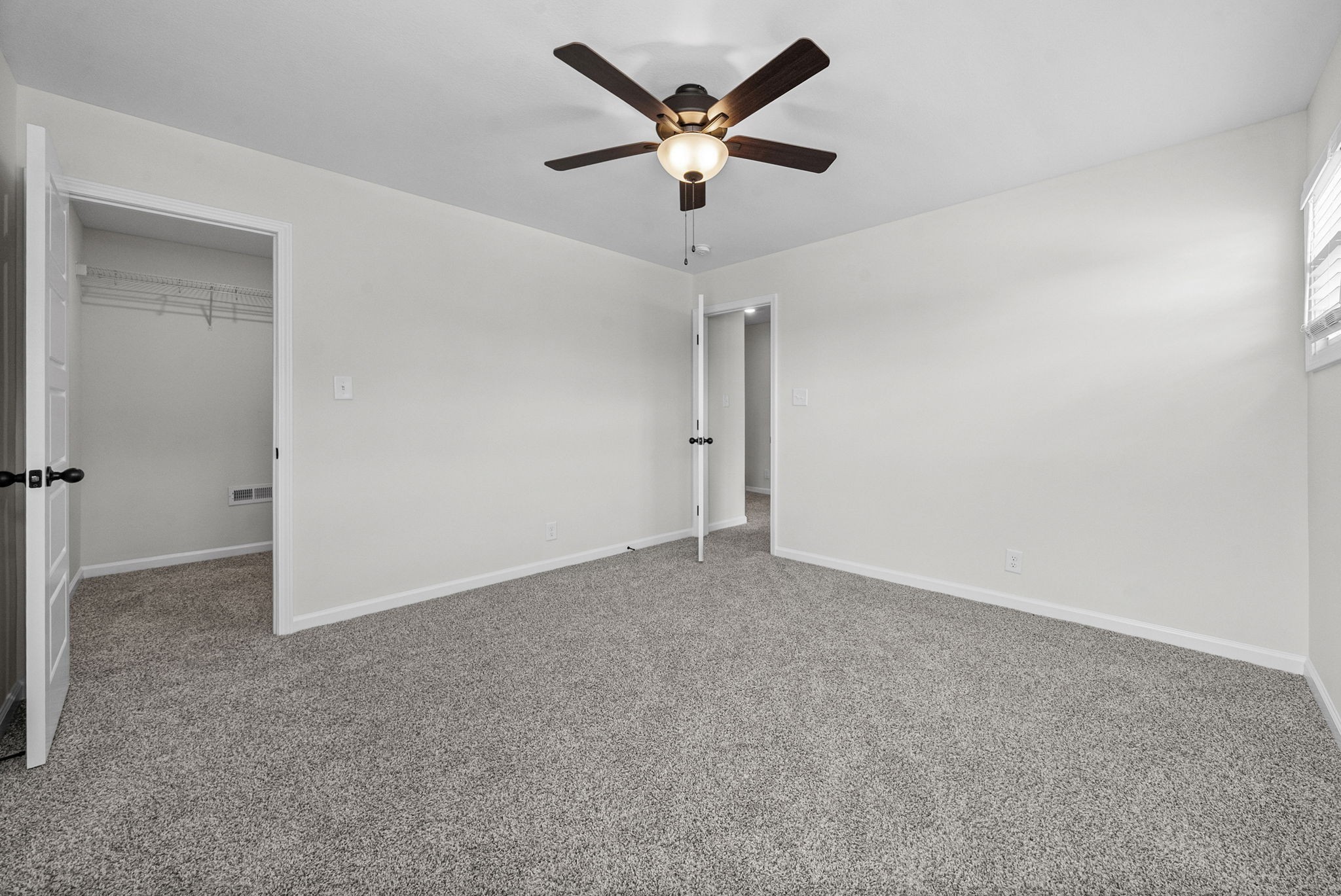 412 Hillside Dr Property Photo 24