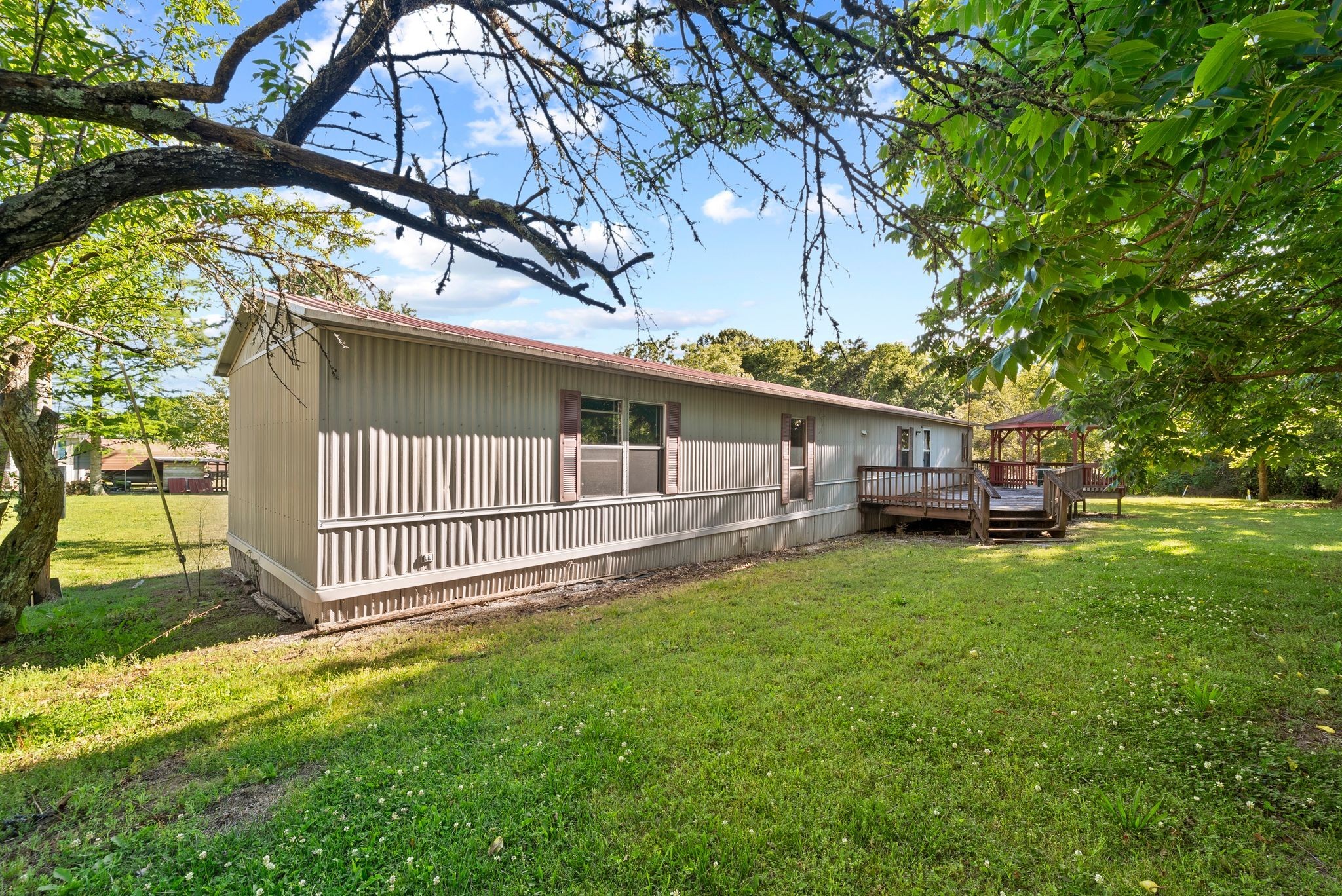 54 Frederick Pl Property Photo 9
