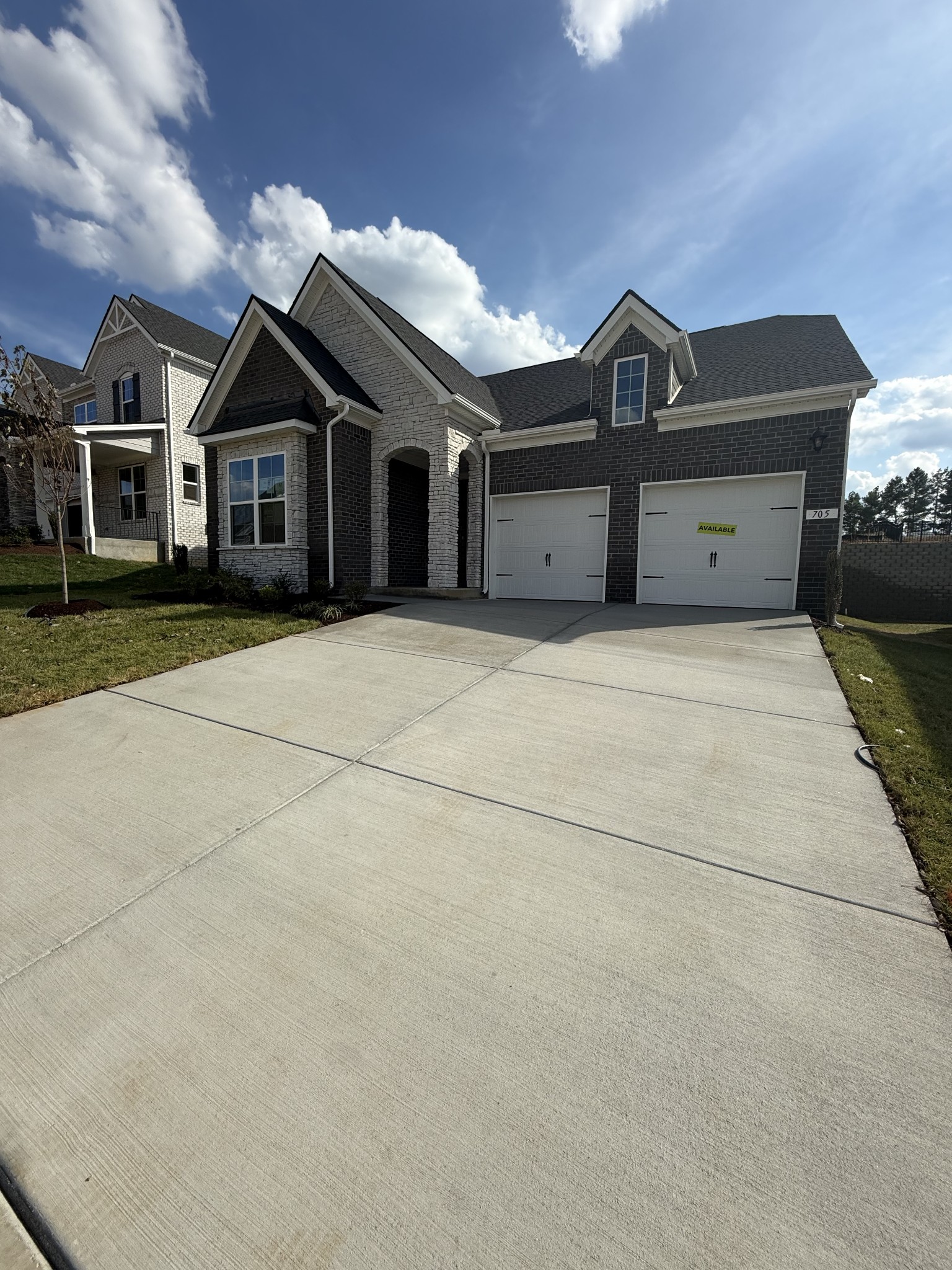 705 Delta Circle Property Photo 1