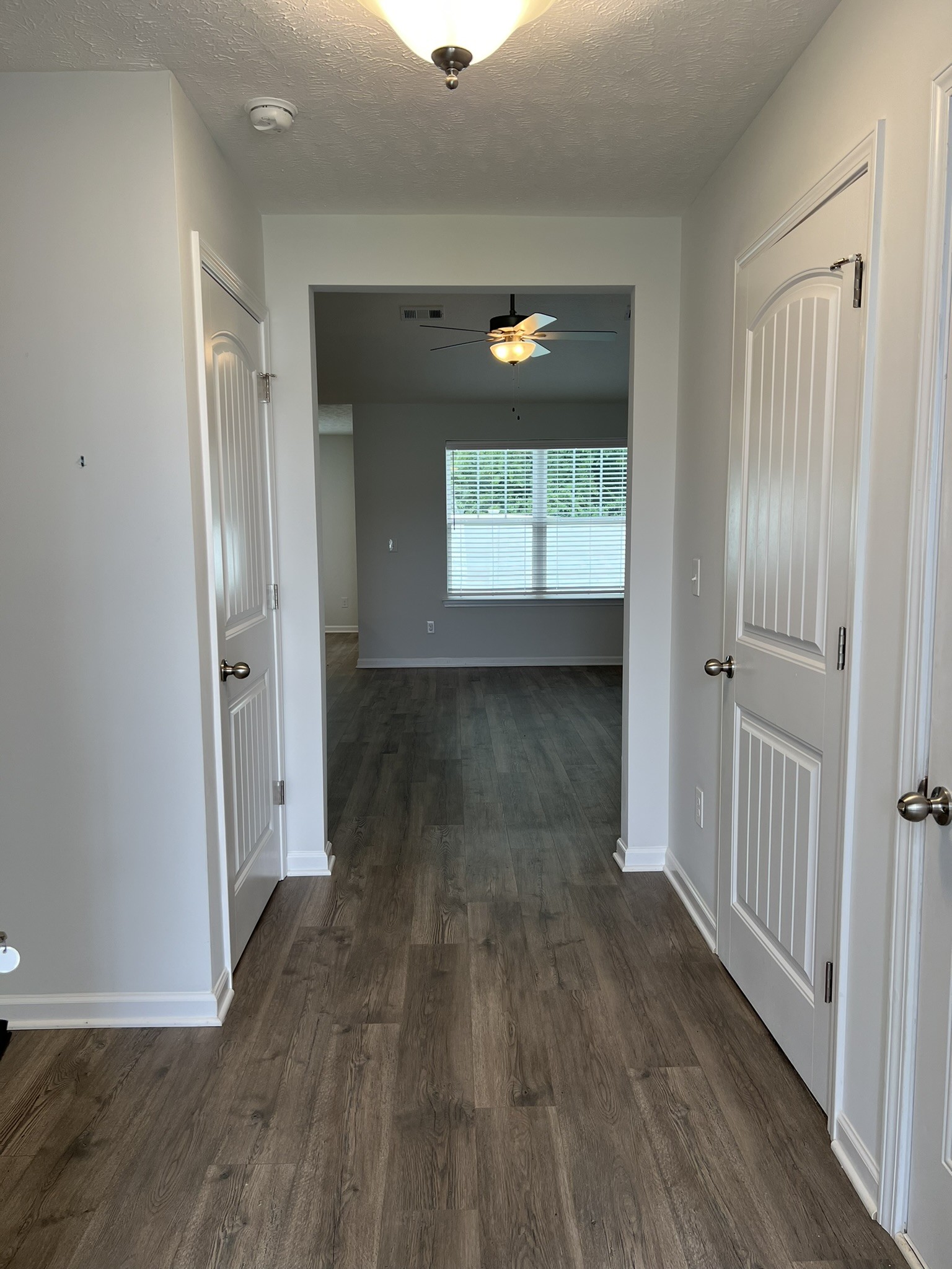 107 Curbow Ct Property Photo 6