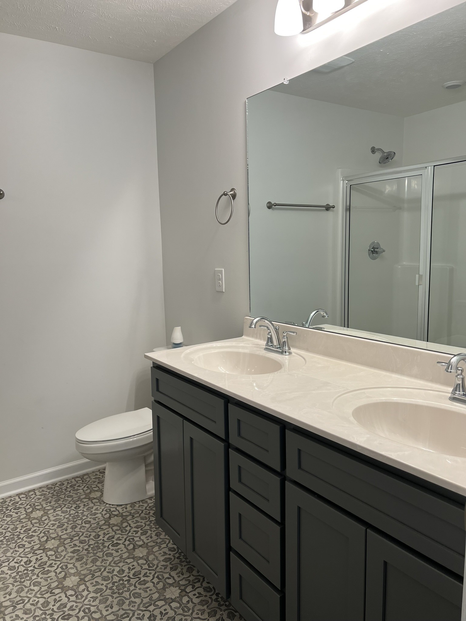107 Curbow Ct Property Photo 17