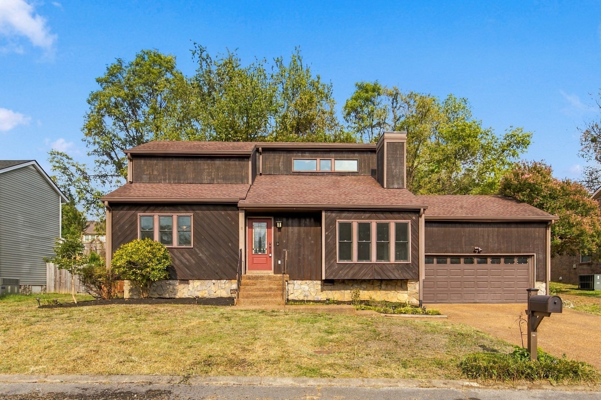 3317 Quail Run Ct Property Photo 1