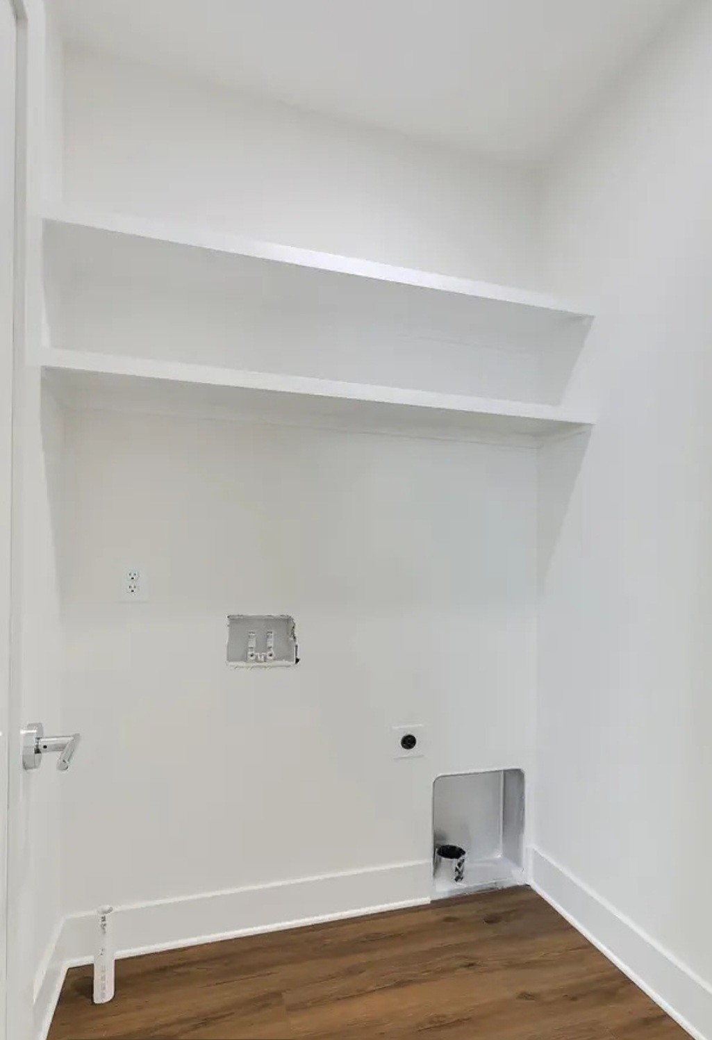 2430 Batavia St Property Photo 12
