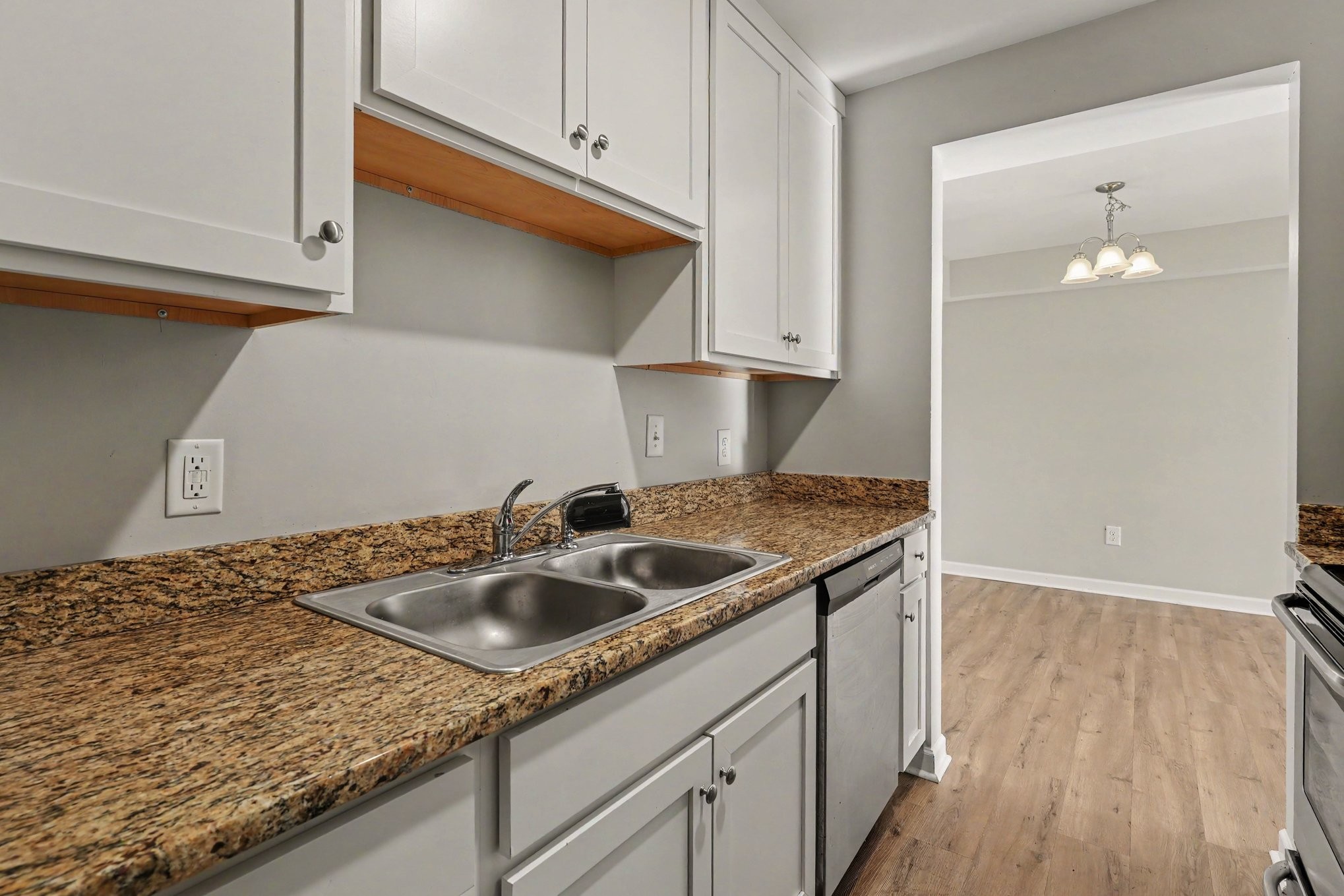 420 Elysian Fields Rd Property Photo 4