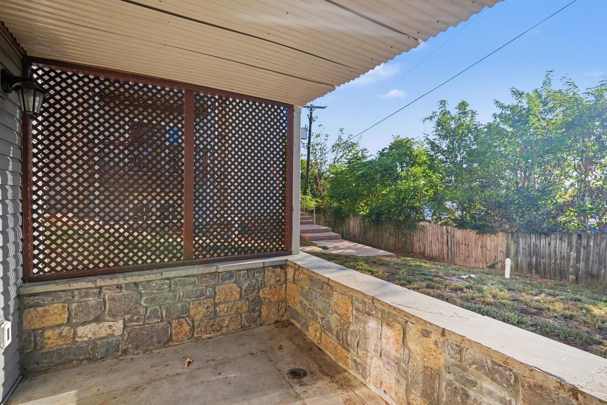 420 Elysian Fields Rd Property Photo 13