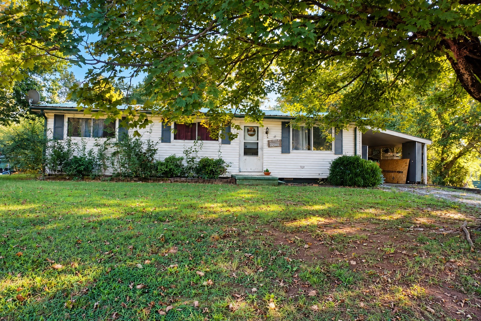 226 George Bates Rd Property Photo 2