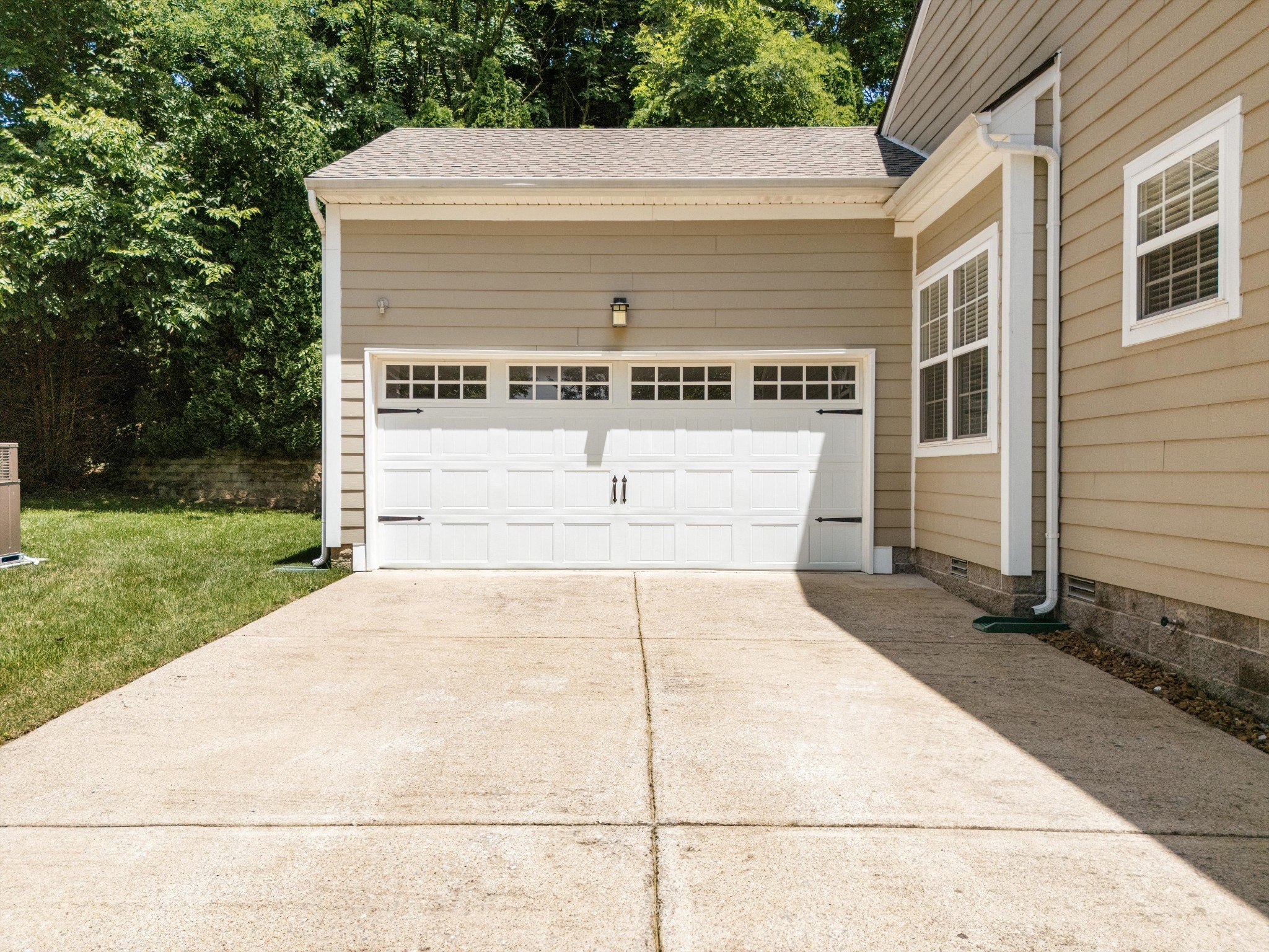 4307 Barnes Cove Dr Property Photo 5