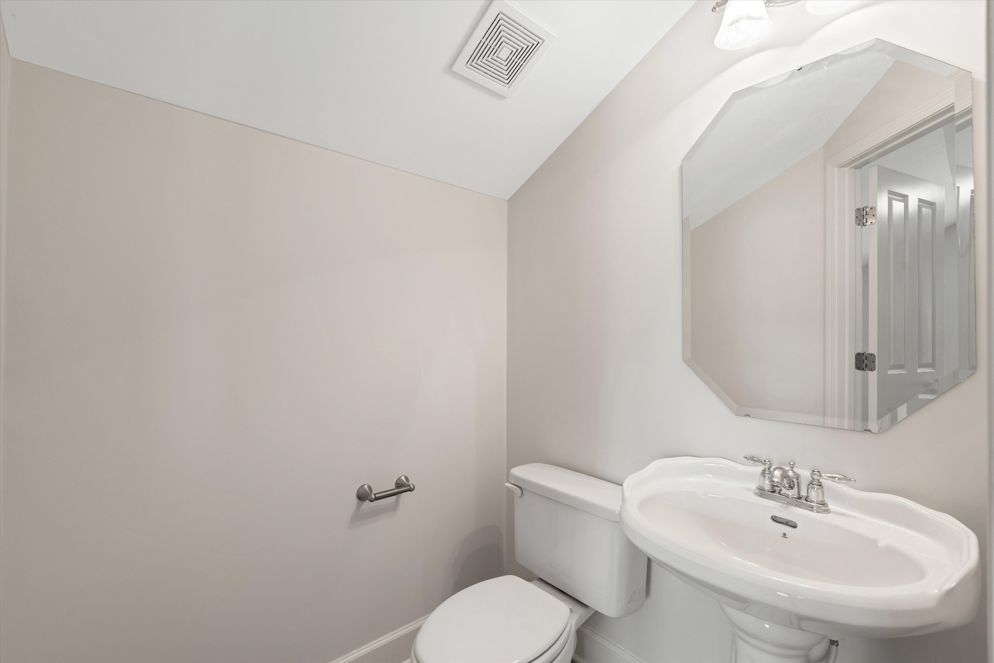 4307 Barnes Cove Dr Property Photo 45