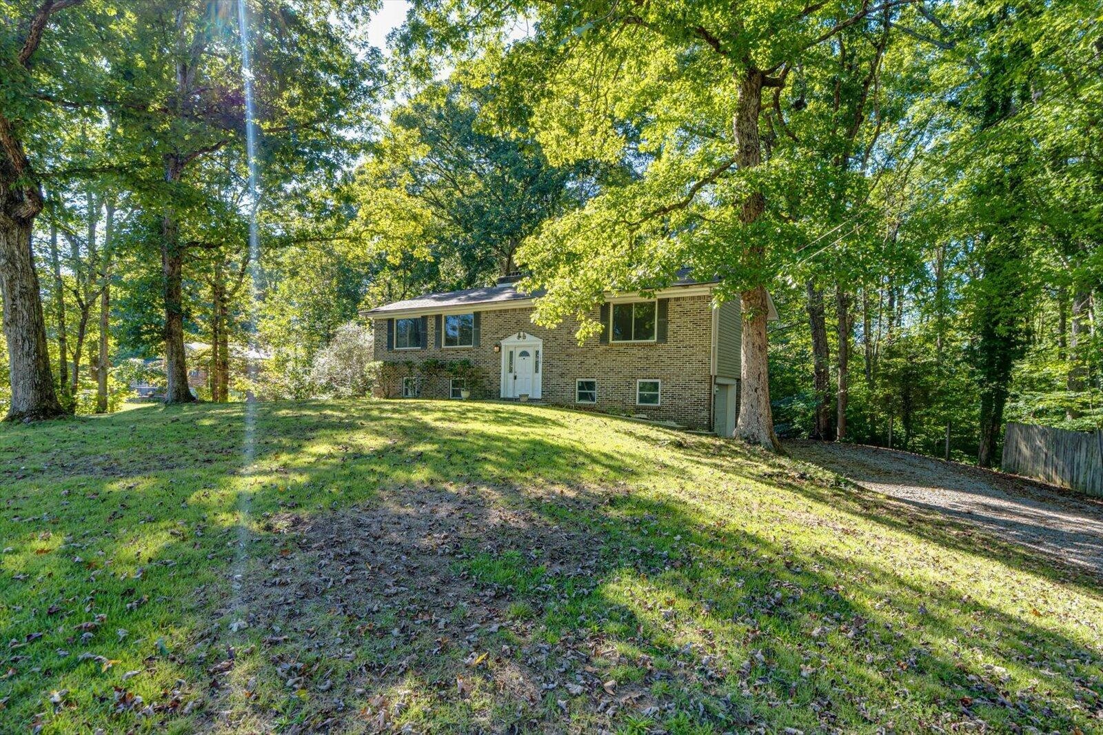170 Chestuee Drive, Ne Property Photo 2