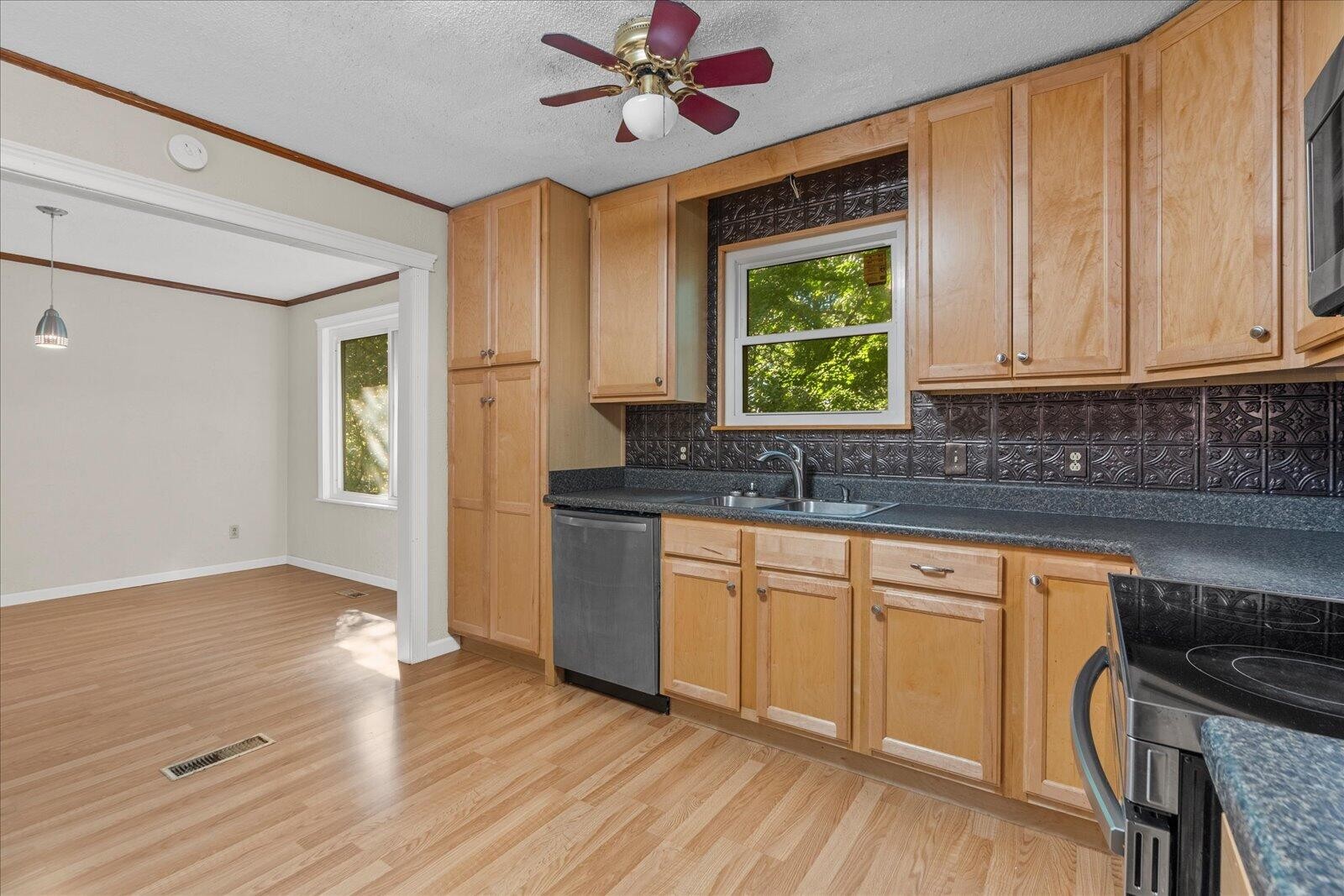 170 Chestuee Drive, Ne Property Photo 11