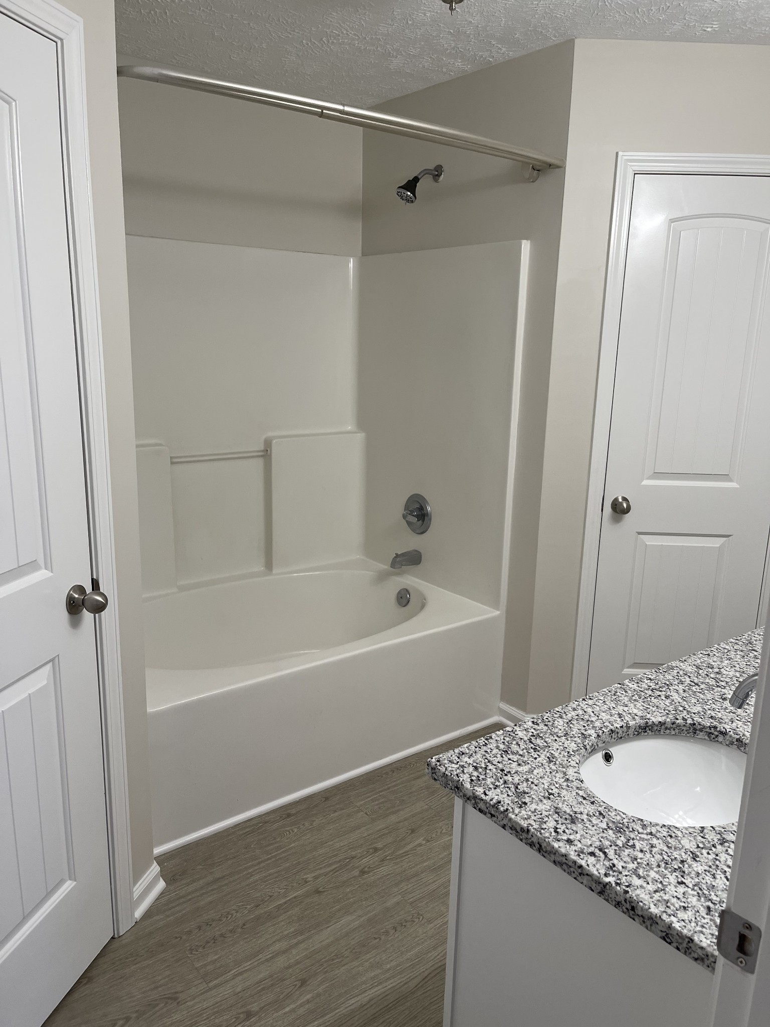3203 Meadowhill Drive Property Photo 8