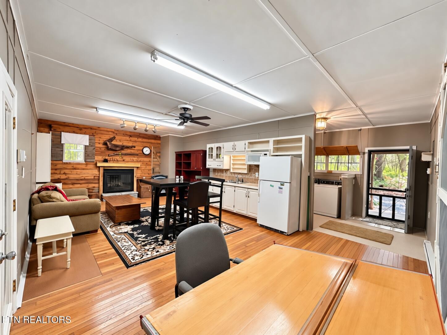 340 Cleggan Drive Property Photo 8