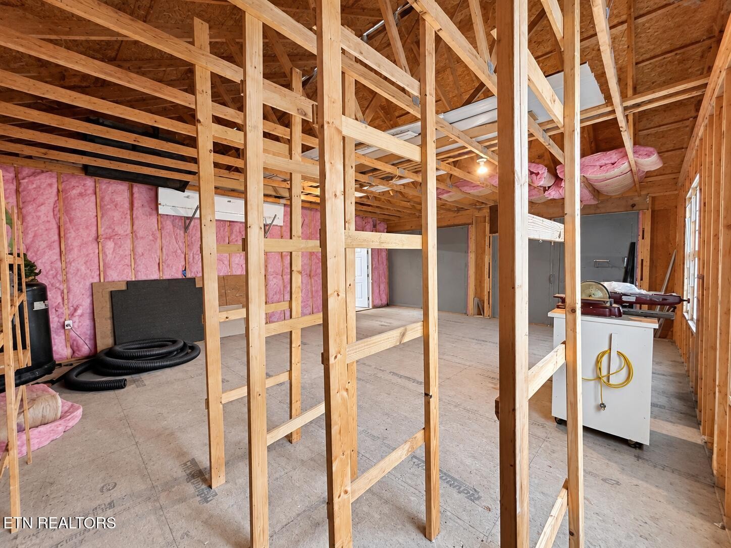 340 Cleggan Drive Property Photo 21