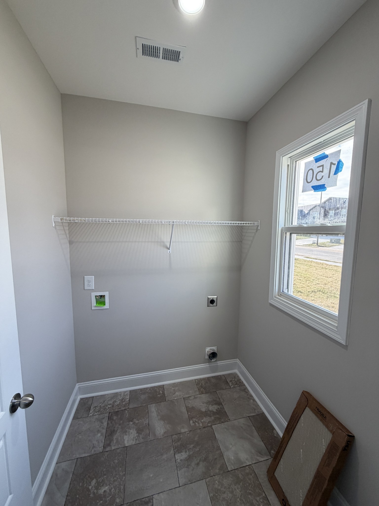 2720 Brewster Drive Property Photo 10