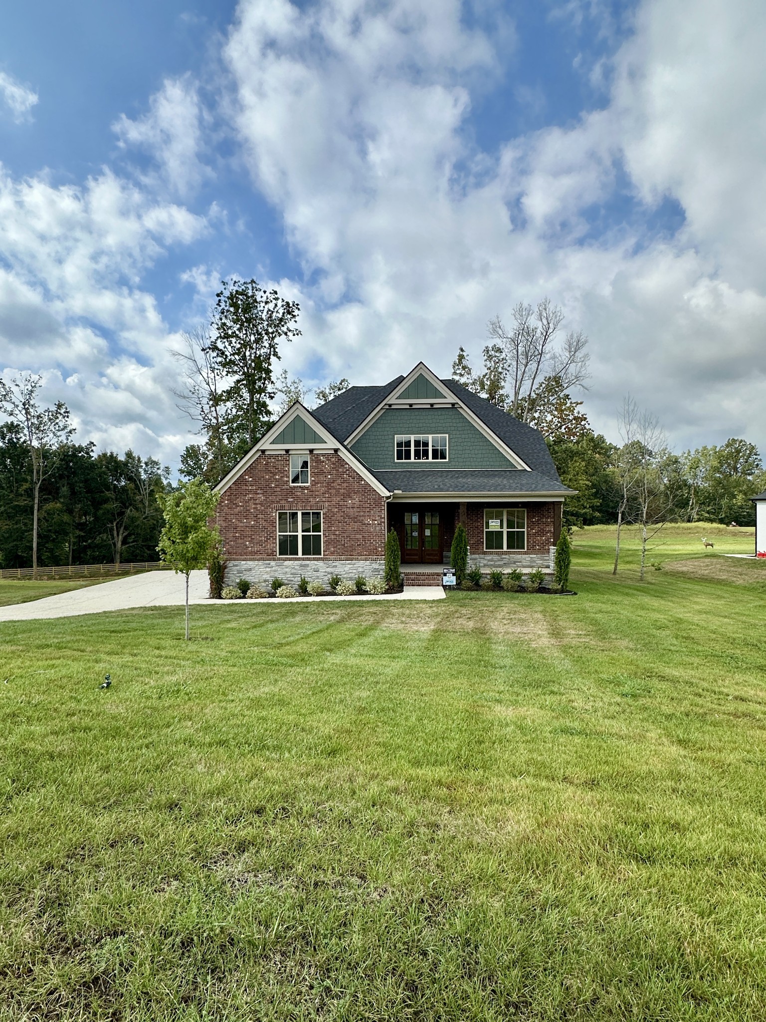 7248 Florim Court Property Photo 2