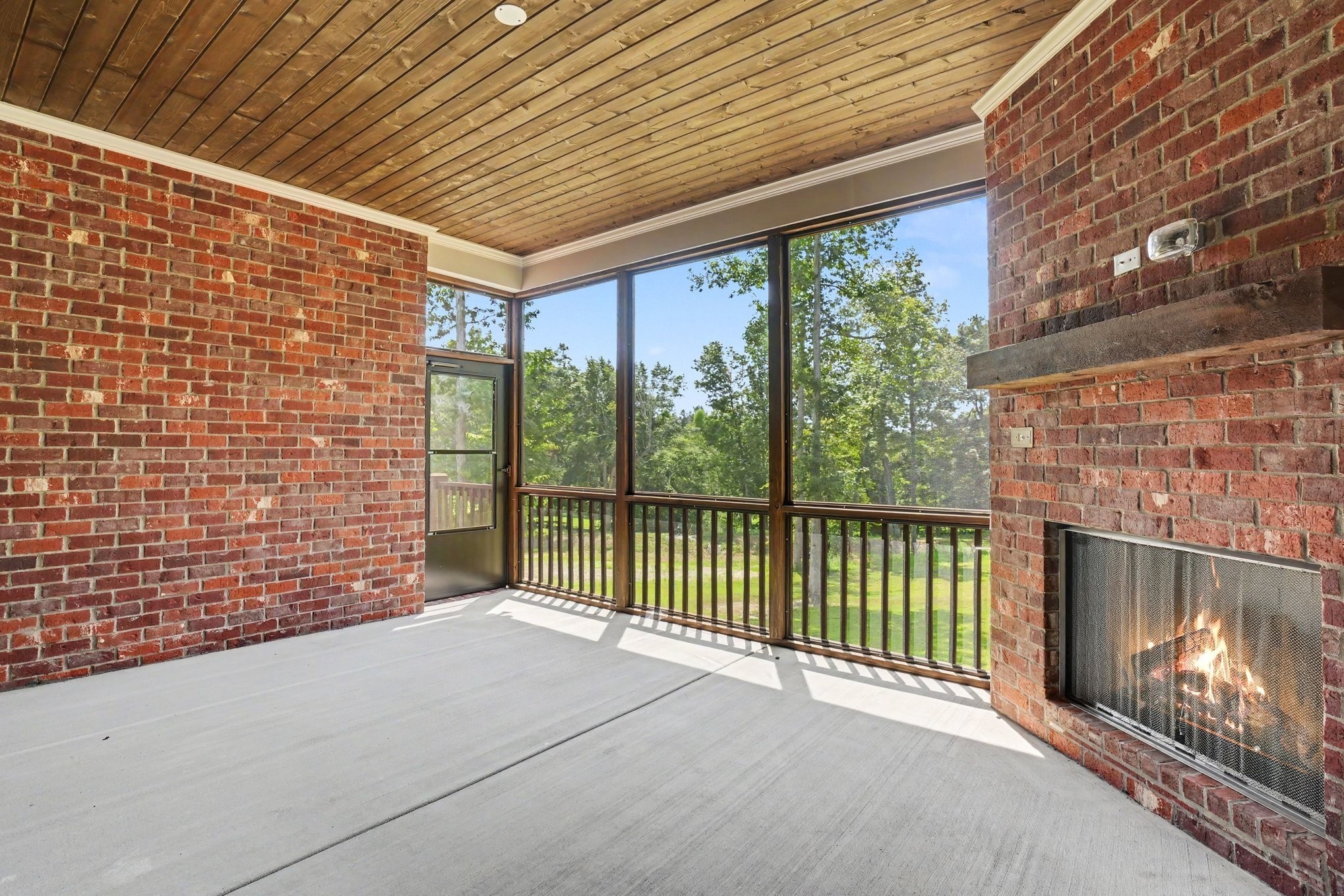 7248 Florim Court Property Photo 25
